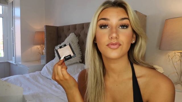 HUGE MAKEUP HAUL LOOKFANTASTIC смотреть онлайн