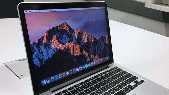 Conheça o Auto Unlock, grande novidade do macOS Sierra смотреть онлайн