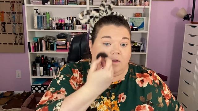 GRWM: Full Face of Mac смотреть онлайн