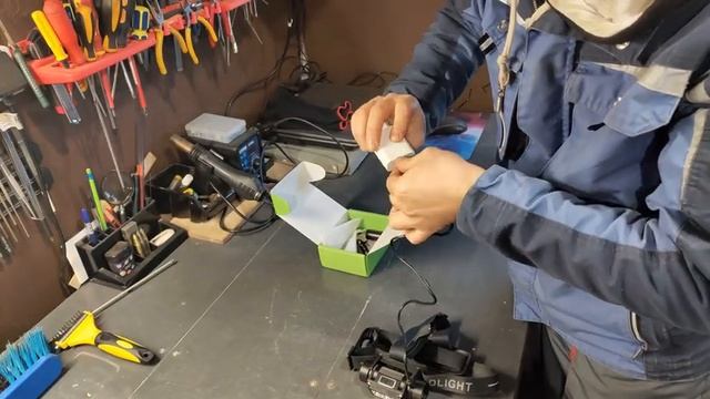 Обзор универсального светодиодного фонаря BORUiT B39