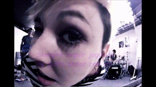 Black light traducida Lisa Rowe