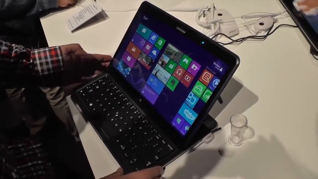 Pikakatsauksessa Samsung Ativ Q смотреть онлайн