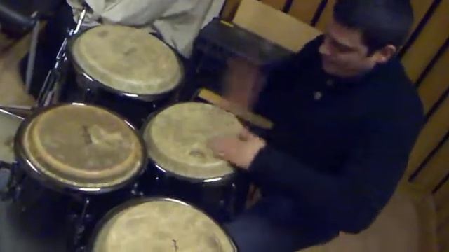 Pepe Espinosa plays advanced solo on four congas December 2009 смотреть онлайн