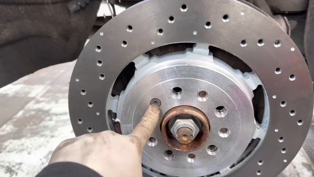 2018 Alfa Romeo Stelvio Quadrifoglio rear brakes смотреть онлайн