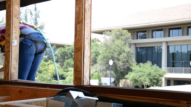 Stanford Solar Decathlon | Start.Summer: Week Two смотреть онлайн