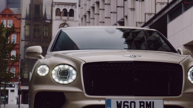 2021 Bentley Bentayga Hybrid смотреть онлайн