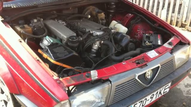 Alfa Romeo 75 Twin Spark Working смотреть онлайн