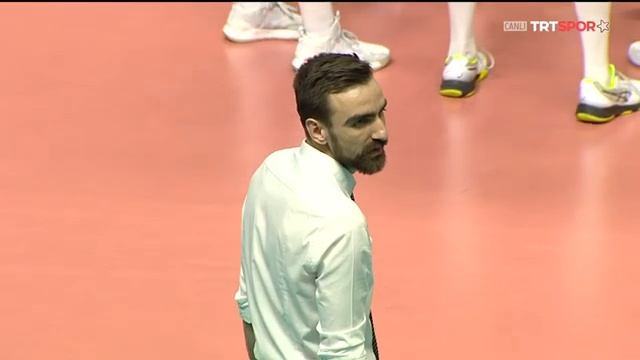 Maçın Tamamı | Beşiktaş Ayos - Fenerbahçe Opet "Vodafone Sultanlar Ligi" смотреть онлайн