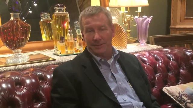 PHARMACEUTICAL CEO BILL KELLER & HIS MARKETING TEAM CREATED A CORPORATE BRAND SCENT, W/ SUE PHILLIP смотреть онлайн