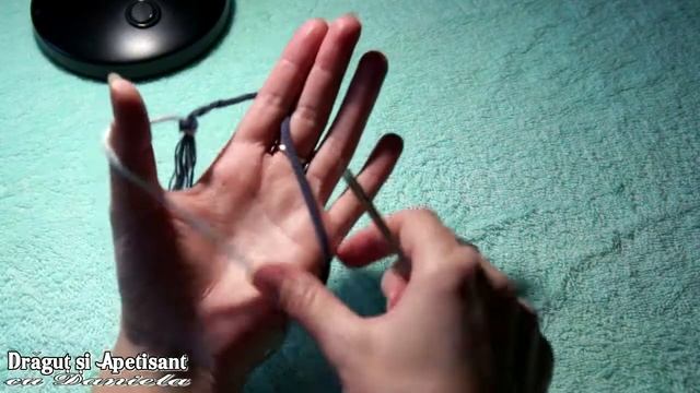 Montarea ochiurilor pentru tricotaje duble cu 2 fețe din diferite culori . 2 metode смотреть онлайн