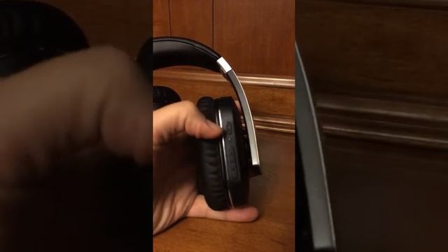 Active Noise Cancelling Wireless Bluetooth Headphones смотреть онлайн