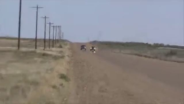 Dodge Ram vs. 2006 Cadillac CTS смотреть онлайн