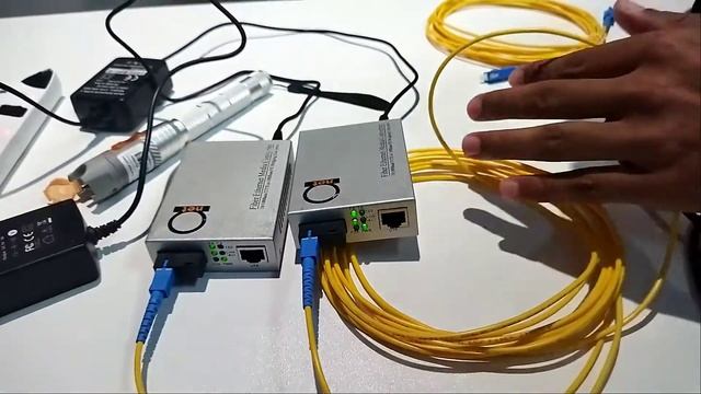 Media converter to Fiber Optic | Optical Fiber network connection смотреть онлайн