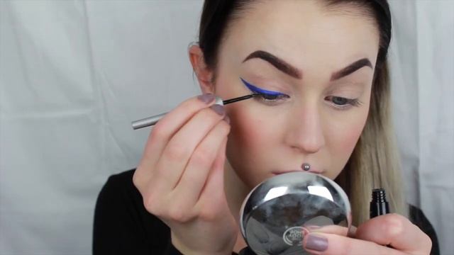 Glitter Liner Party Makeup | Evelina Forsell смотреть онлайн