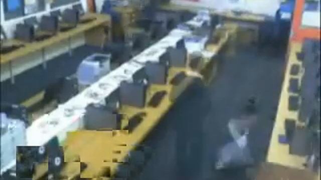 Time Lapse - Computer Installation смотреть онлайн