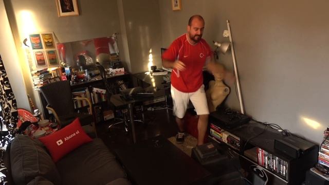 Milli Maç İzlerken Televizyonu Kıran Adamın İfşası ! смотреть онлайн