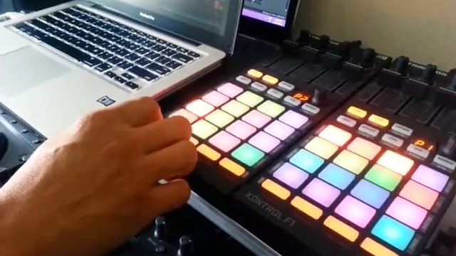 Traktor Pro 2.6.3 Remix Set - Edgie's old school смотреть онлайн