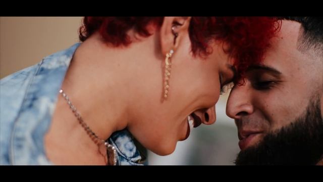 Bently - Simpatica 💃🏻☕️ ( Video Oficial ) смотреть онлайн