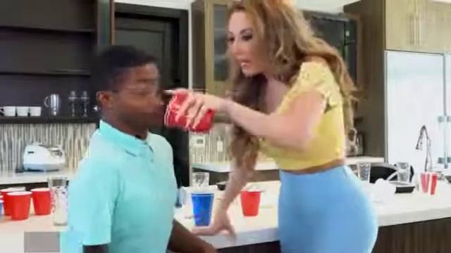 Richelle Ryan 🥤🥤🥤