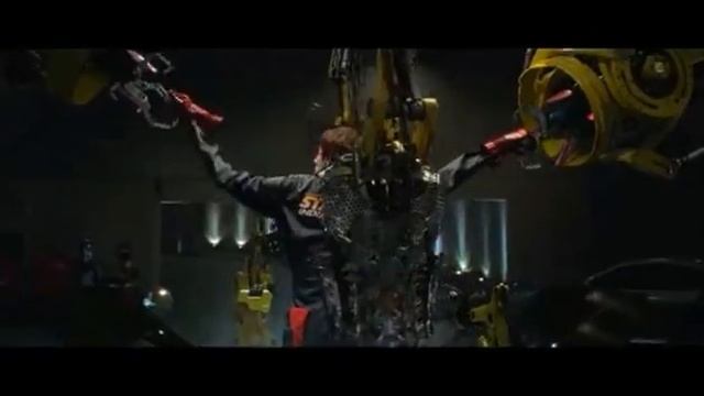 Iron Man 2 - Jarvis stars in a commercial with Stan Lee смотреть онлайн
