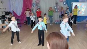 Флешмоб на выпускной "Tik-Tok вечеринка" МБДОУN53, Чита, хореограф БеломестныхО.С. муз.рук. Ковалев