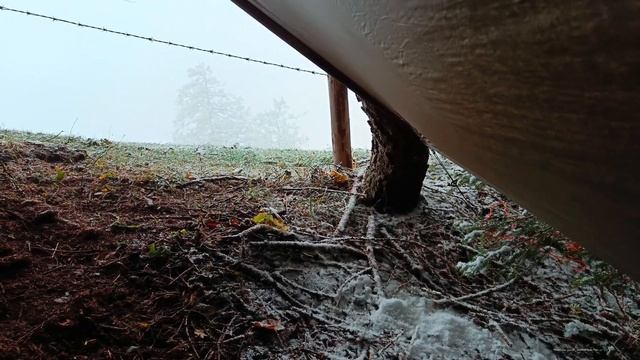 Solo Winter CAMPING in the RAIN & SNOW [ Relaxing Camping ASMR - Sounds of Camping ] смотреть онлайн