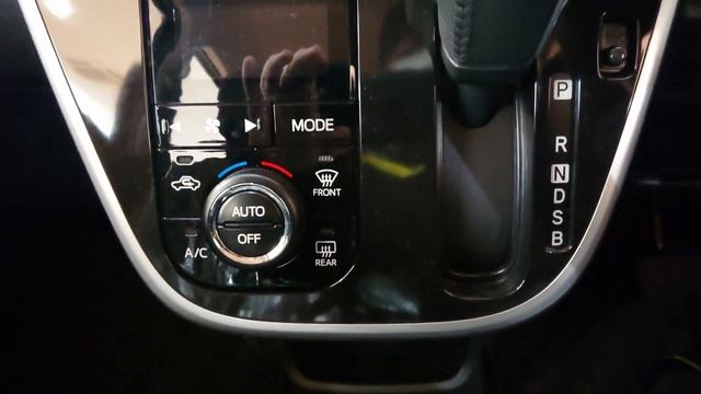 ダイハツ ムーブ カスタム RS ハイパーリミテッド SAⅢ【DAIHATSU MOVE CUSTOM RS】レーザーブルークリスタルシャイン смотреть онлайн