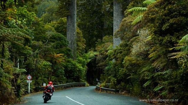 Grandeur-Our Interstate Parkway - Windsor Airlift смотреть онлайн