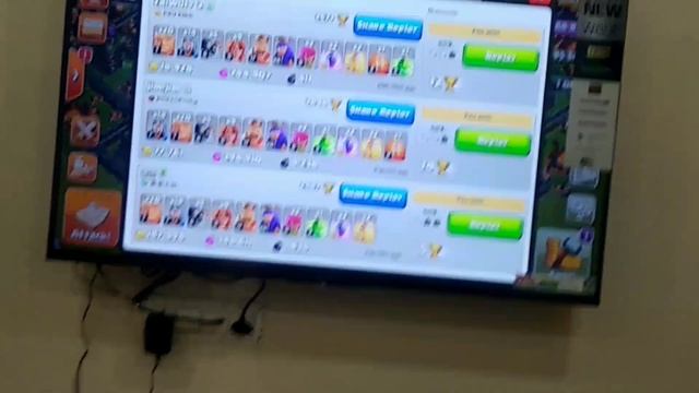 Playing clash of clans on TV (television) смотреть онлайн