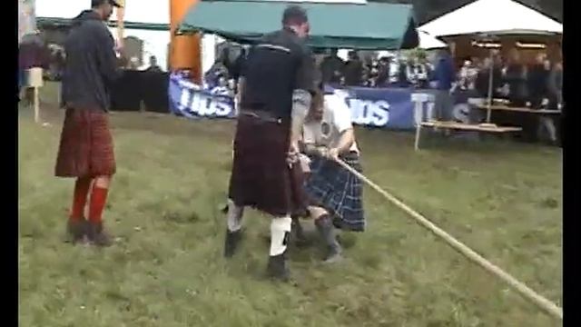2012 7th HLG Whisky Warriors Seilziehen.mp4 смотреть онлайн