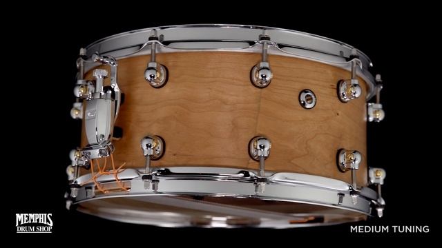 Pearl 14x6.5 Music City Custom Solid Cherry Snare Drum (MCCC1465S-C1000) смотреть онлайн