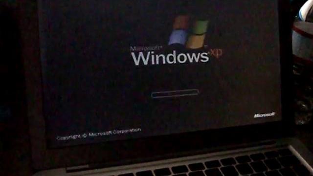 MacBook Air SSD WindowsXP Booting смотреть онлайн