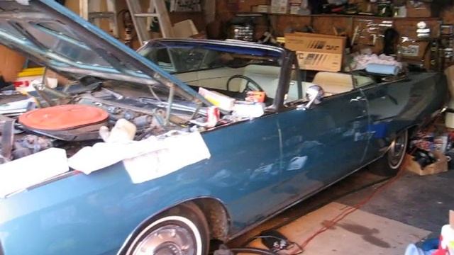 Gil's 1969 Chrysler 300 convertible смотреть онлайн