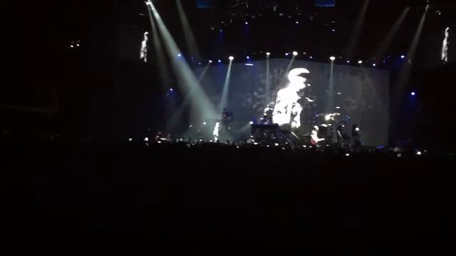 Linkin Park = The Radiance - Breaking The Habit 10-11-10 O2 Londres смотреть онлайн