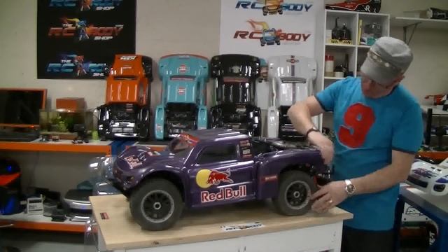 HPI King Motor Rovan Baja 5B - 5SC - 5T Body Cover Launch смотреть онлайн
