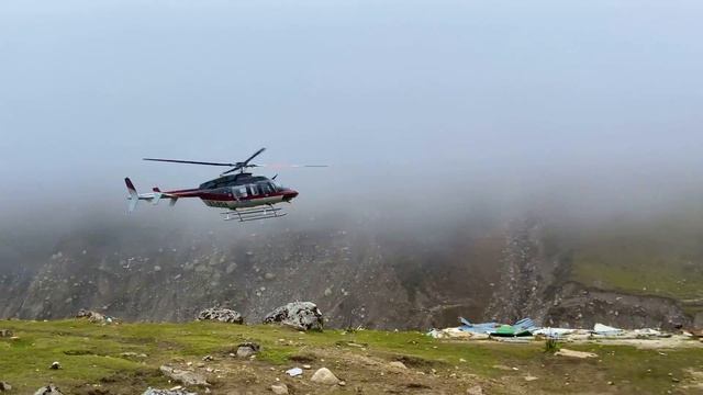 BEAUTY OF KEDARNATH | 4K CINEMATIC VIDEO | IPHONE 11 x DJI OM5 смотреть онлайн
