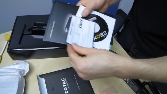 Zotac Zbox AD04 Plus AMD E-450 APU Mini PC Unboxing & First Look Linus Tech Tips смотреть онлайн