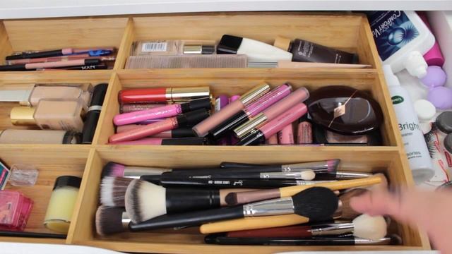MAKEUP STORAGE смотреть онлайн