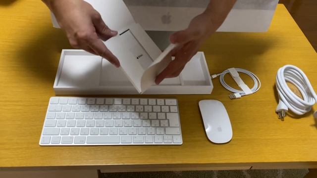 iMac 2020新型 21.5-inch with Retina 4K display unboxing - 開封動画 смотреть онлайн