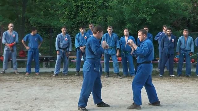 Тренировки Тайдзюцу на воздухе_Туапсе 2011.avi смотреть онлайн