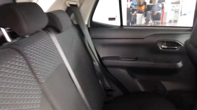 DAIHATSU ROCKY смотреть онлайн