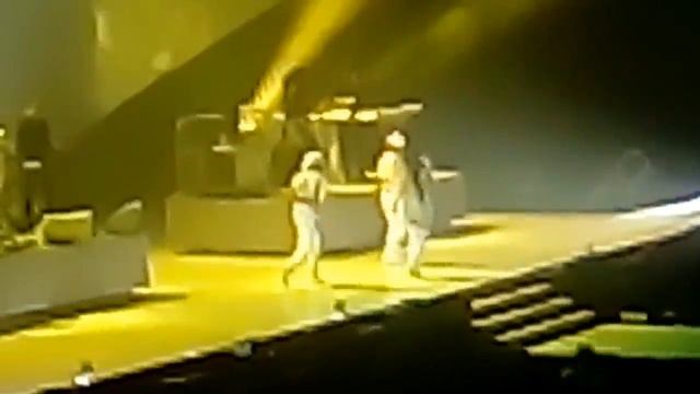 Ariana Grande em Lisboa!!!😍 смотреть онлайн