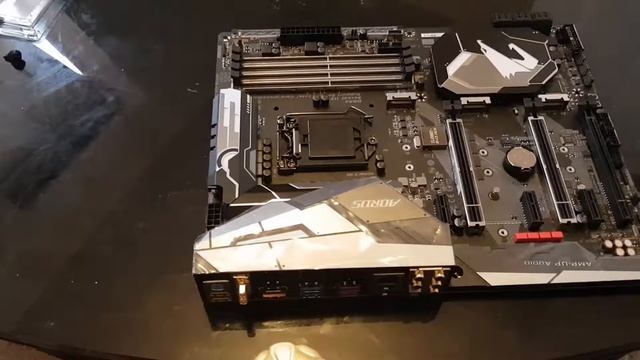 Gigabyte Aorus Z370 Gaming 5 Motherboard Unboxing