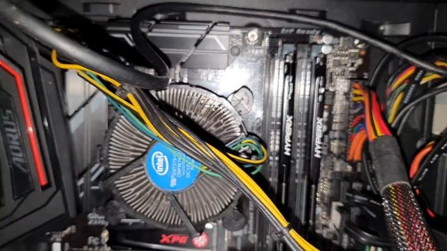 Problema de liga desliga na placa mãe Z370M Aorus gaming (Resolvido) смотреть онлайн