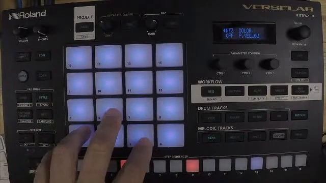 Roland MC-101 - Live Q&A: Hip-Hop, R&B, and Soul with Christopher 'Coolout' Davis смотреть онлайн