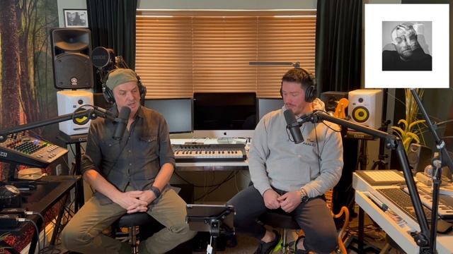 Mac Miller Reaction - 🇬🇧 Dad and Son React to Mac Miller - Circles смотреть онлайн