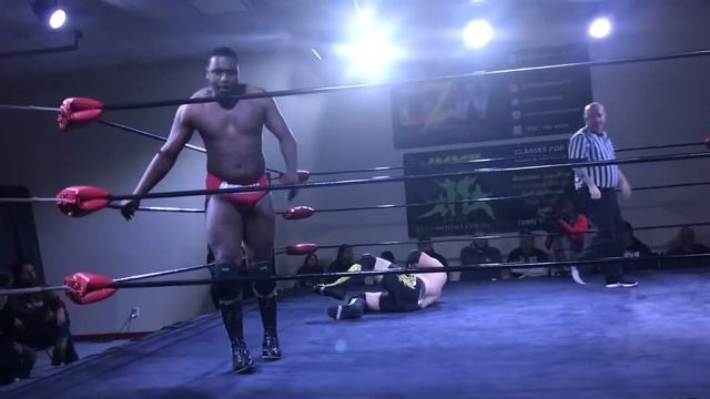 01/13/18 DZW Lucian Kross vs Luther Black смотреть онлайн
