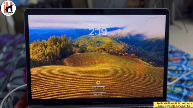 Apple MacBook m1 software update - macOS sonoma 14.0 new update - check features and new changes 😱 смотреть онлайн