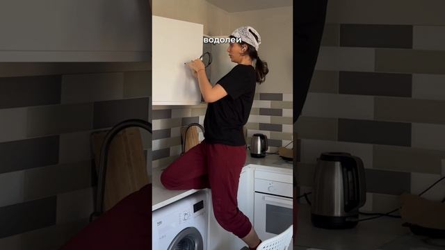 Узнали себя? Как убираются ЗНАКИ ЗОДИАКА на кухне? смотреть онлайн