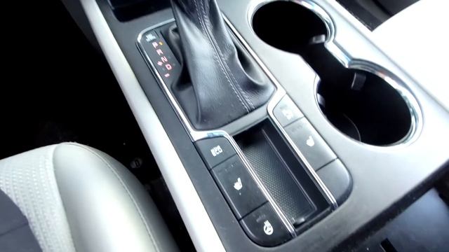 2019 Kia Sedona - Used Cars - For Sale - Brantford Kia 519-304-6542 Stock No. P2692 смотреть онлайн